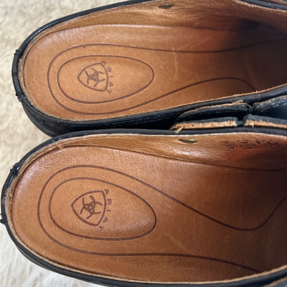 Ariat Santa Cruz Black Leather Slip-On Sling-Back Mules Women’s Size 7.5B 93801 - Picture 5 of 10